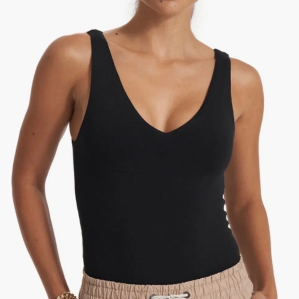 Vuori Halo Bodysuit - Picture 9 of 10